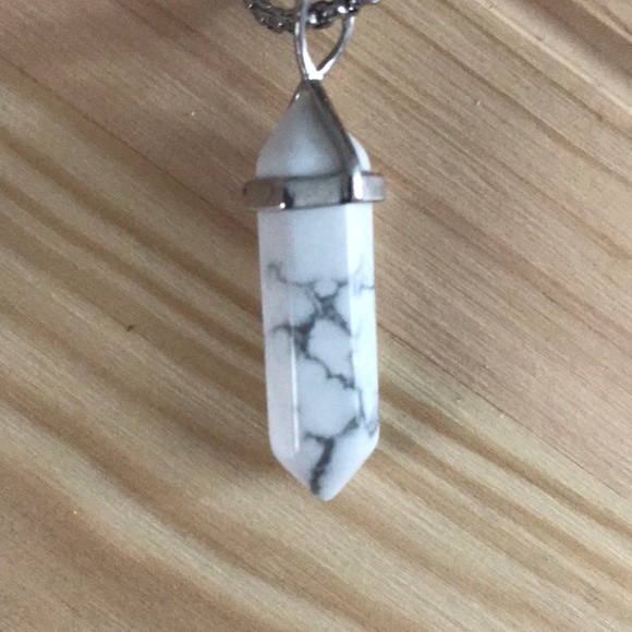 Cute marble pendant necklace - Picture 2 of 2